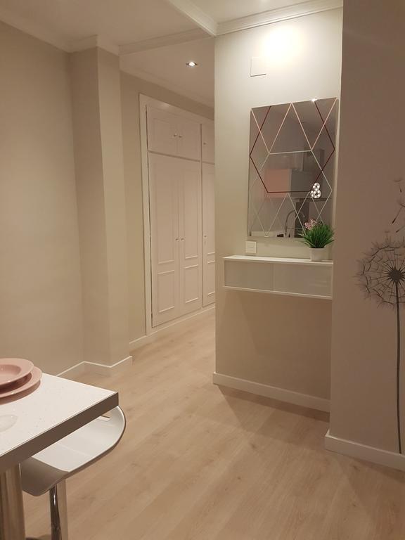 Apartamento Granvia4 Parking Free กรานาดา ภายนอก รูปภาพ